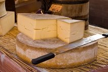 Calories in Gruyere Cheese
